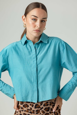 SU Turquoise Long Sleeve Top