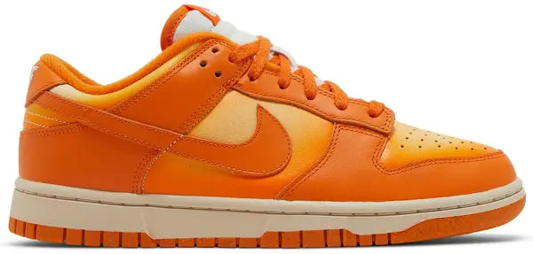 Dunk Low Magma Orange